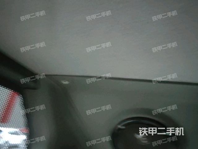 座椅后部（驾驶室部分）