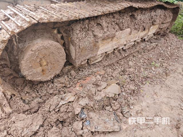 右侧履带整体（行走机构）