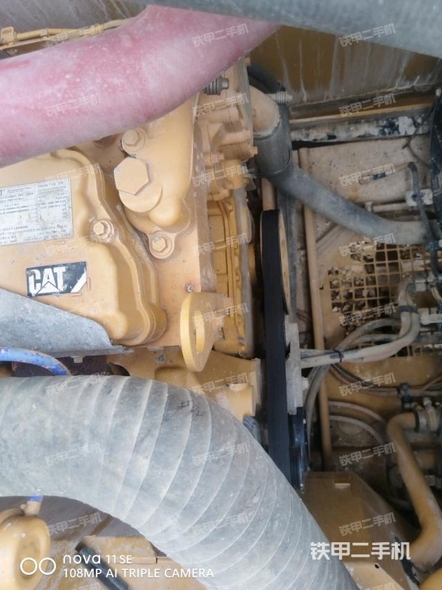 中央回转接头特写（上车部件）