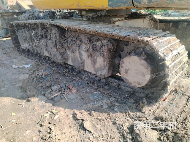 单侧履带整体（整机外观）