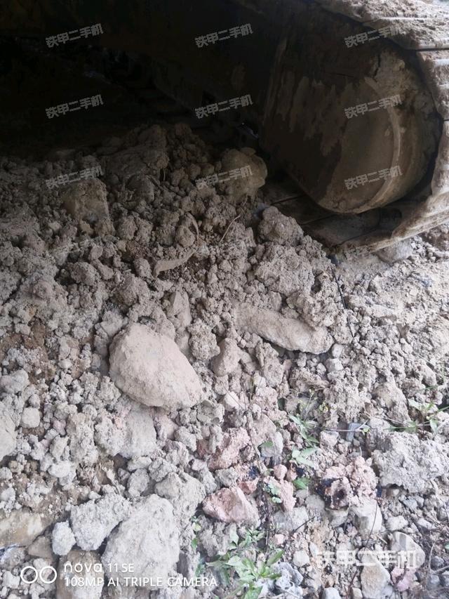 左侧行走马达盖板（行走机构）