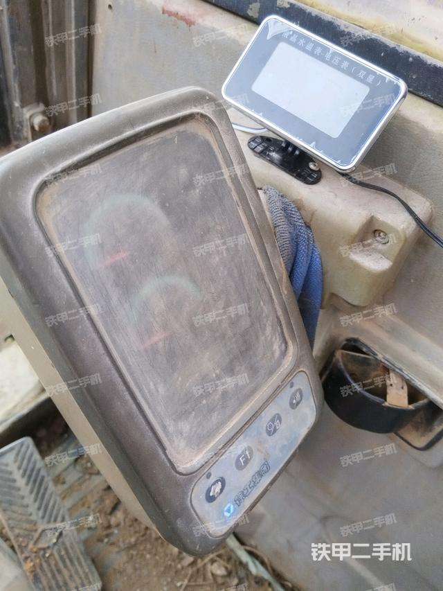 显示屏 （驾驶室部分）