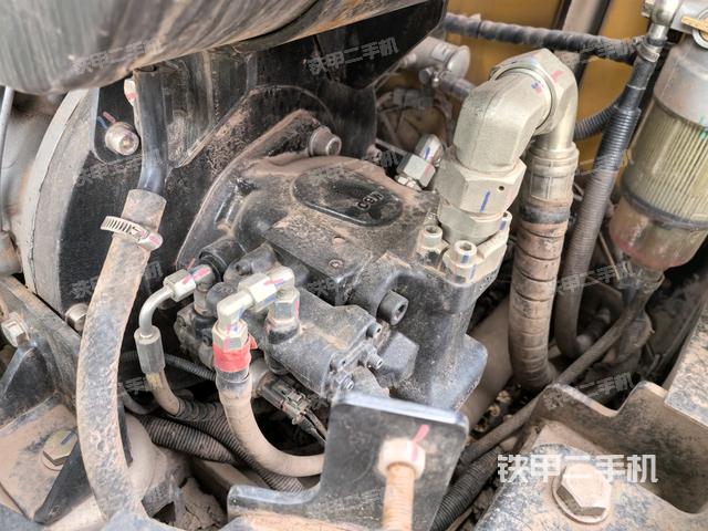 液压泵室（大件舱室）