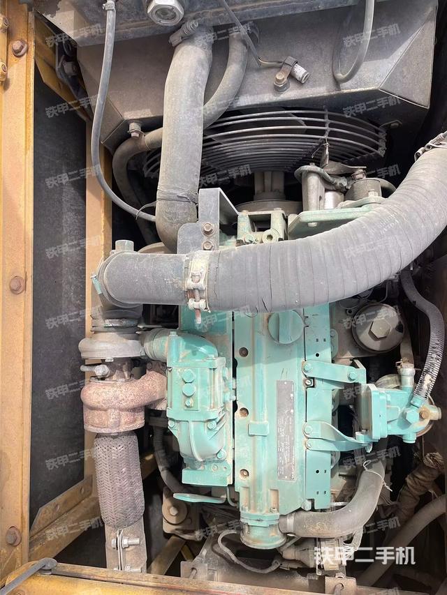 发动机整体俯视（整机外观）