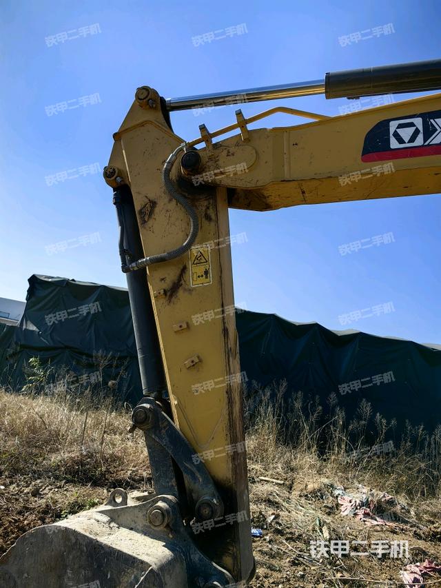 小臂整体左后（工作和回转装置）