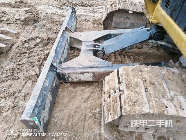 左侧行走马达盖板（行走机构）