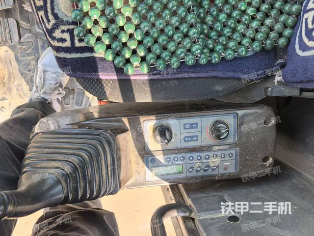 驾驶室整体（整机外观）