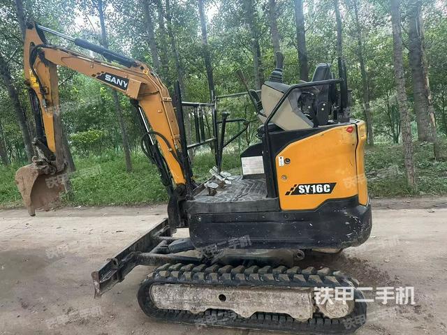 三一重工SY16C挖掘机