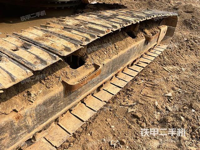 单侧履带整体（整机外观）