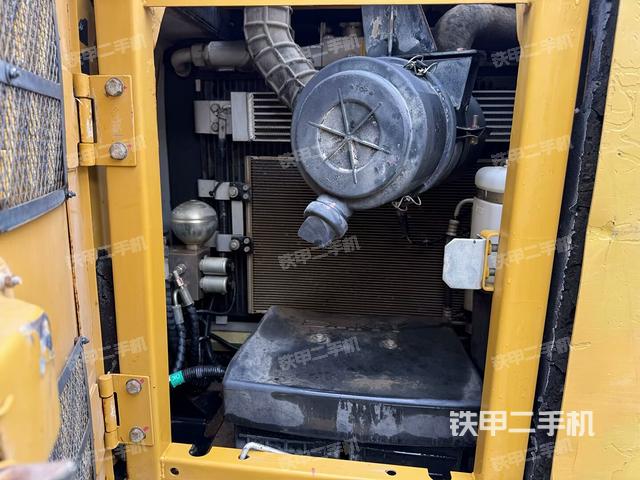 发动机整体俯视（整机外观）