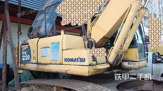 驾驶室顶部（整机外观）