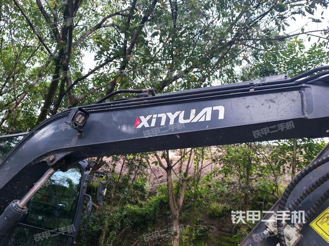 小臂整体左后（工作和回转装置）