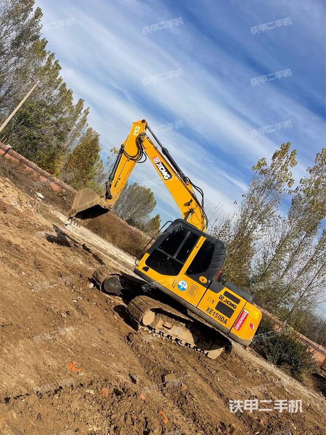 徐工XE150D挖掘机