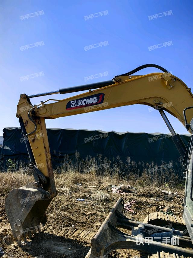 大臂整体 右侧（工作和回转装置）