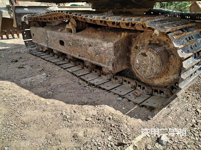 單側履帶整體（整機外觀）