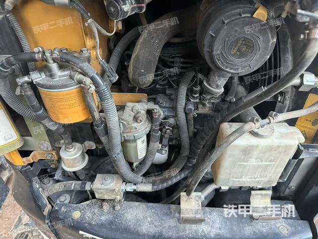 发动机整体俯视（整机外观）