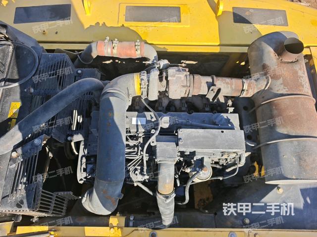 发动机整体俯视（整机外观）