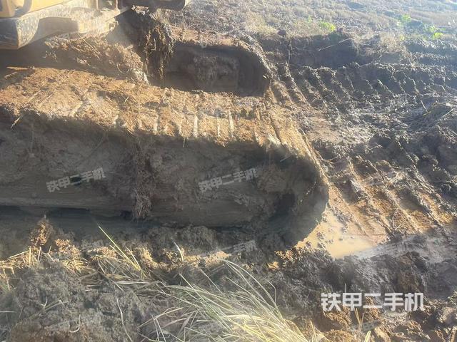 單側(cè)履帶整體（整機外觀）