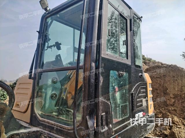 驾驶室整体（整机外观）