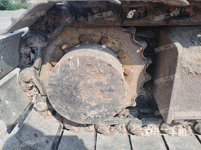 單側(cè)履帶整體（整機(jī)外觀）