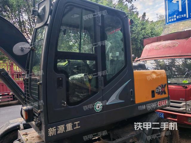  驾驶室正侧（驾驶室部分）