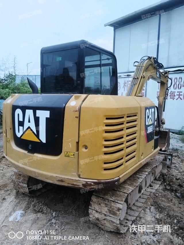 卡特彼勒CAT®305.5E2 小型液压挖掘机