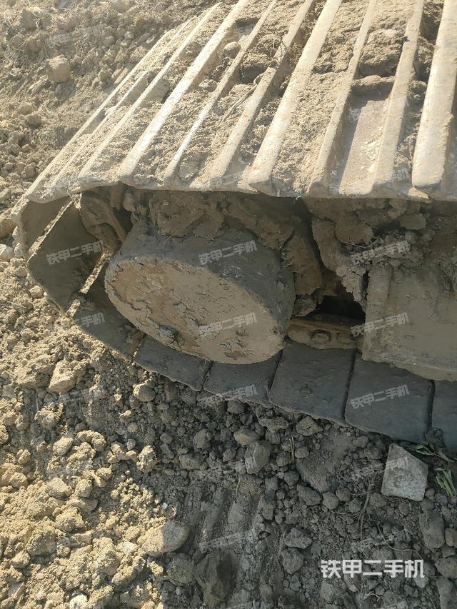 左驅(qū)動(dòng)輪（行走機(jī)構(gòu)）