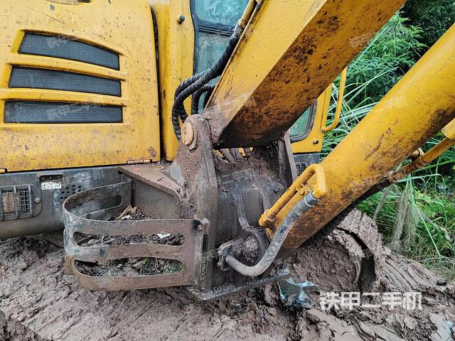 大臂根部 斜（工作和回转装置）