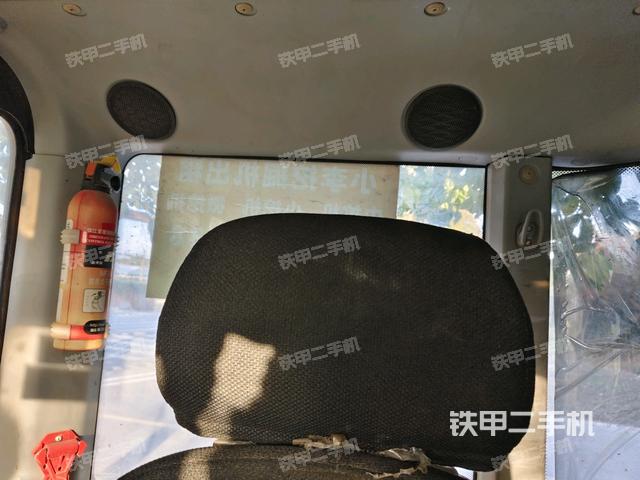 后窗玻璃角標(biāo)（駕駛室部分）