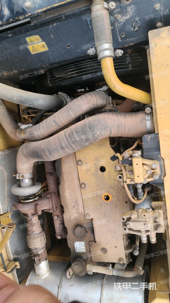 發(fā)動(dòng)機(jī)整體俯視（整機(jī)外觀）