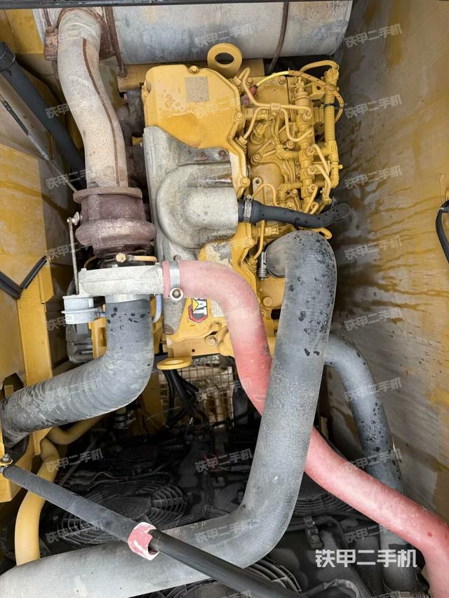 發(fā)動(dòng)機(jī)整體俯視（整機(jī)外觀）