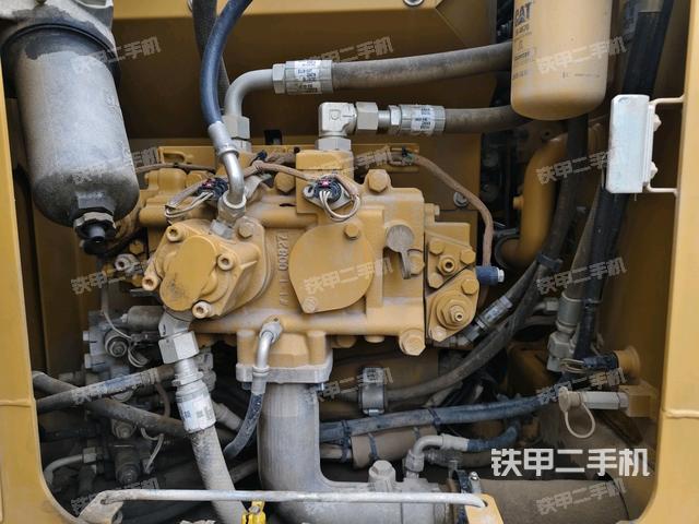 液压泵室（大件舱室）