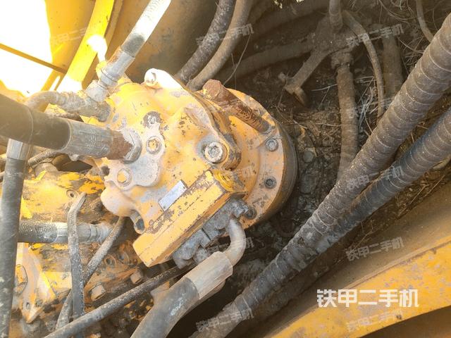 回轉(zhuǎn)馬達(dá)（上車部件）