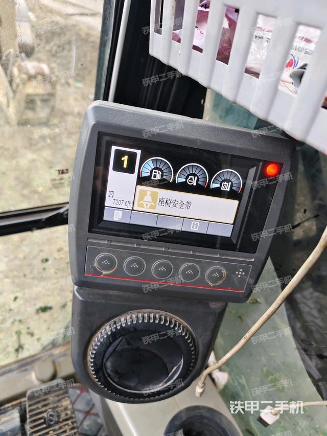 显示屏 （驾驶室部分）