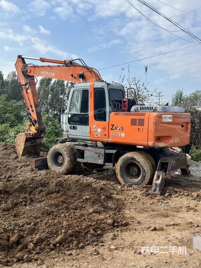 日立ZX130W挖掘机