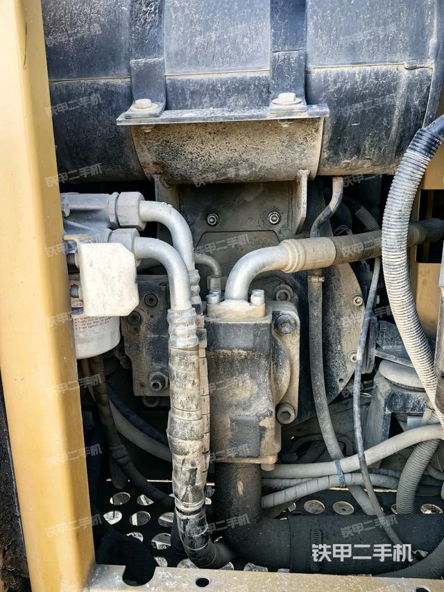 液压泵室（大件舱室）