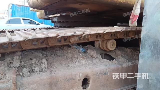 单侧履带整体（整机外观）