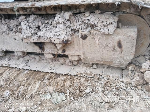 右侧行走马达盖板（行走机构）