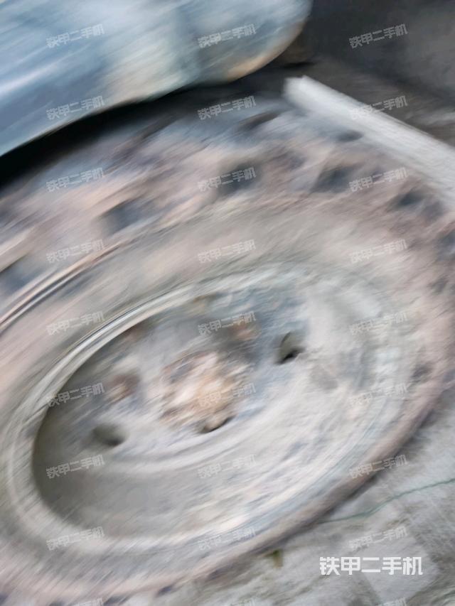 左驱动轮（行走机构）