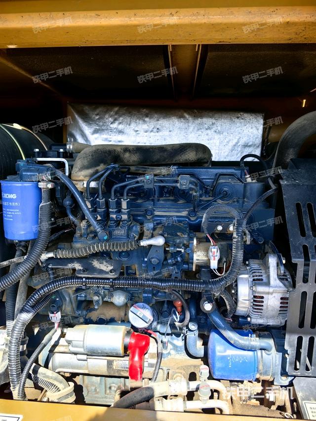 发动机室（上车部件）