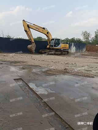 住友SH240-3挖掘機(jī)