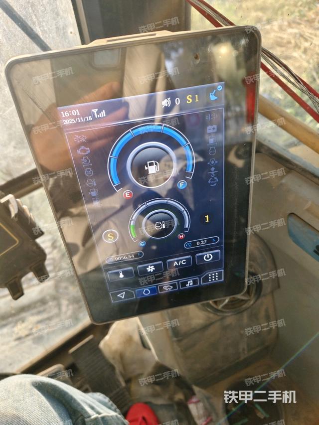 顯示屏?（駕駛室部分）