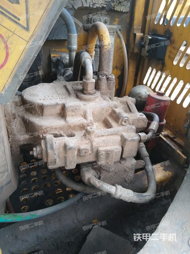 液压泵室（大件舱室）