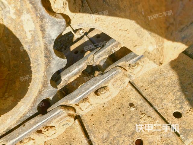 左驱动轮（行走机构）