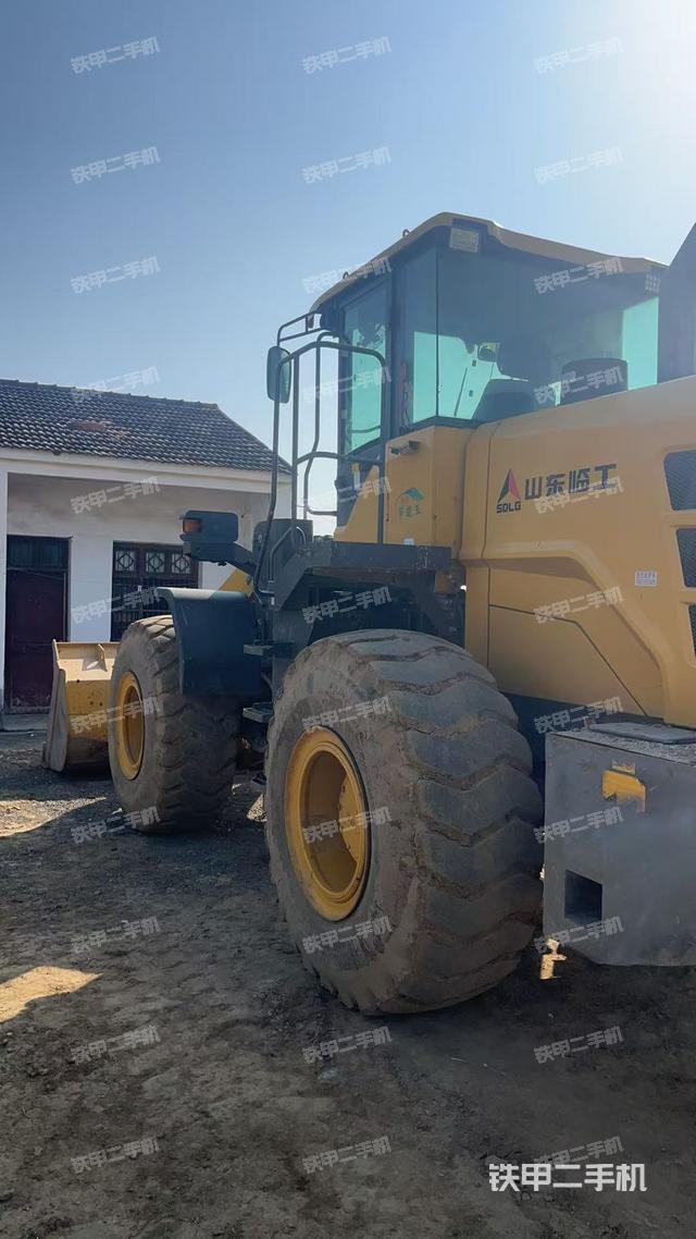 山东临工L955F装载机