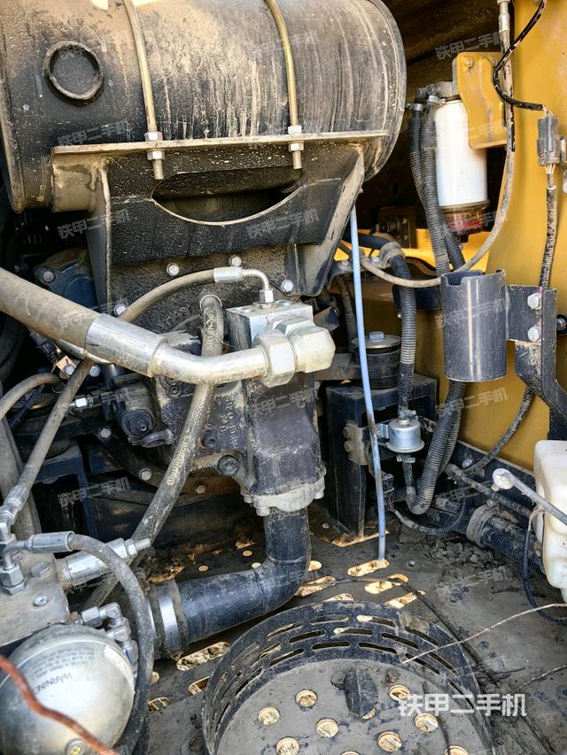 液压泵室（大件舱室）