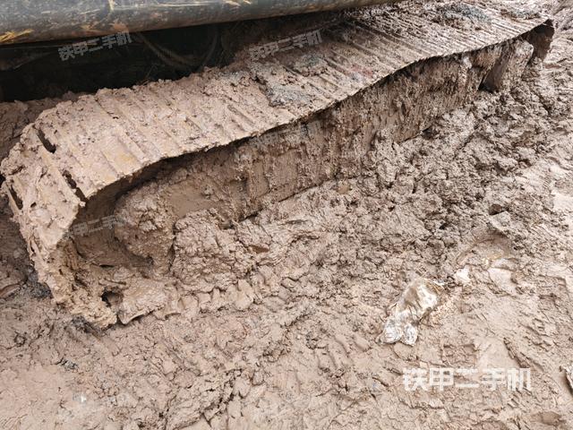 左侧履带整体 （行走机构）