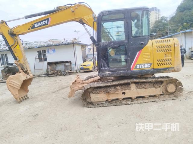 三一重工SY75C-10挖掘机