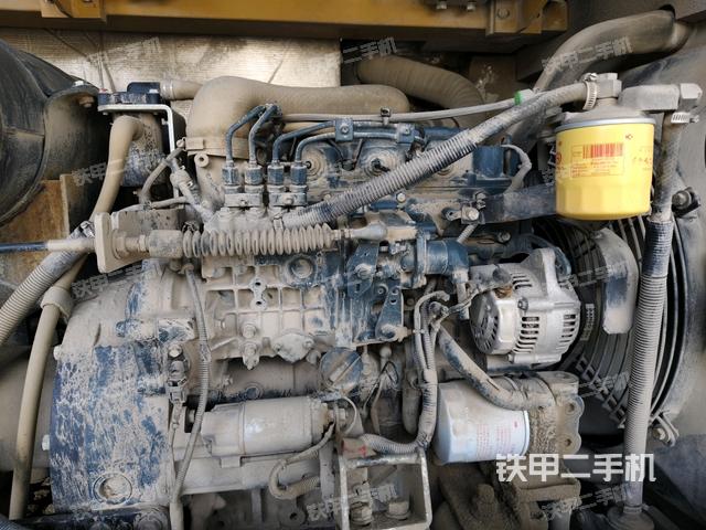 發(fā)動(dòng)機(jī)室（上車部件）