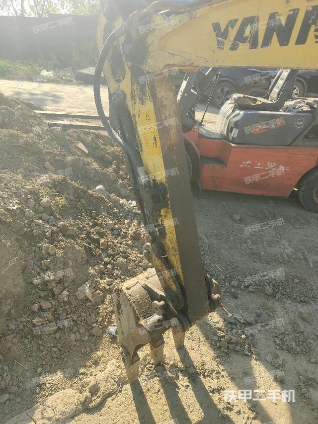 小臂整體左后（工作和回轉裝置）